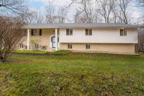 237 Poplar Dr, Morgantown, WV 26505