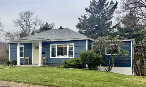 604 Callen Ave, Morgantown, WV 26501