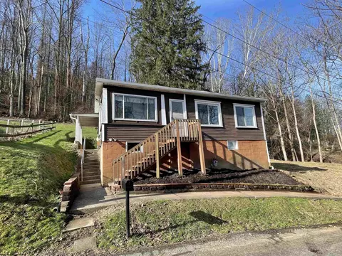 232 Wilson St, Weston, WV 26452