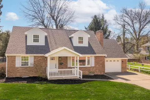 644 Lashley St, Morgantown, WV 26505