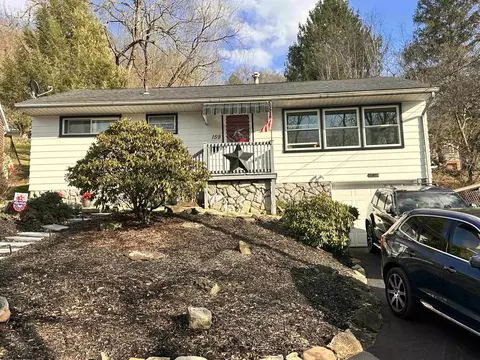 159 Kramer Dr, Clarksburg, WV 26301