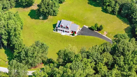 1 Mountain Vista Dr, Morgantown, WV 26508