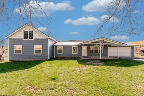 486 Saint Francis Way, Bridgeport, WV 26330