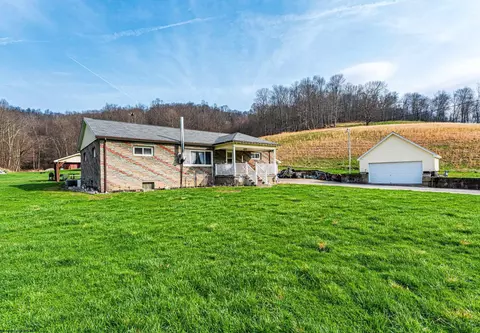 Exterior - 776 Statler Run Rd, Fairview, WV 26570 photo 4 of 8