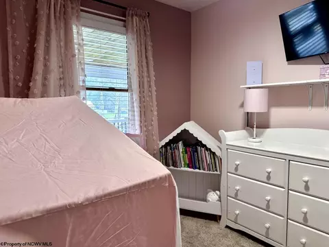 Bedroom - 4243 Independence Rd, Independence, WV 26374 photo 4 of 11
