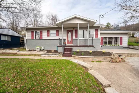 1041 Montrose Ave, Morgantown, WV 26505