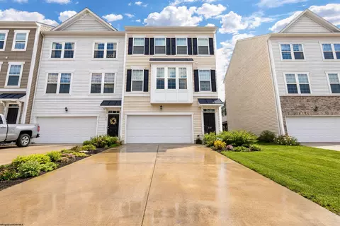 319 Bay St, Morgantown, WV 26508
