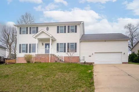 512 Meteor Dr, Morgantown, WV 26508