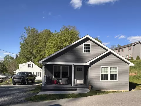 139 Montgomery Rd, Weston, WV 26452