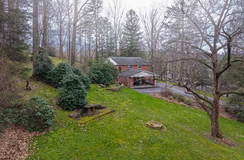 100 Keller Ave, Fayetteville, WV 25840