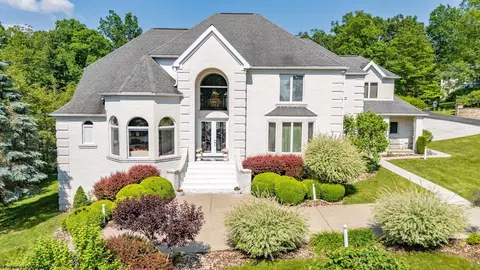 2017 Anna Furnace Dr, Morgantown, WV 26508