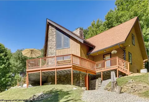 102 Northern Trl, Valley Head, WV 26294