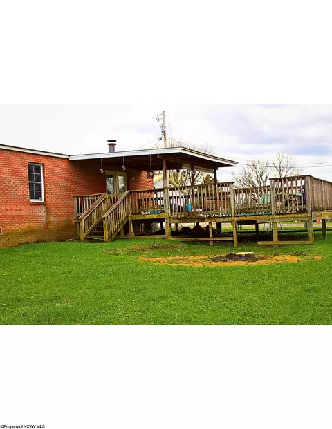 492 Main St, Beverly, WV 26253 photo 2