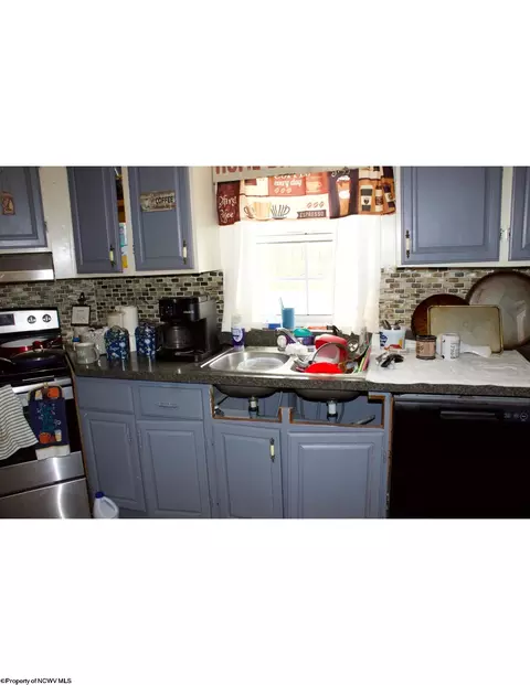 492 Main St, Beverly, WV 26253 photo 9