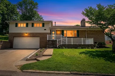 1320 Winona Ave, Morgantown, WV 26505