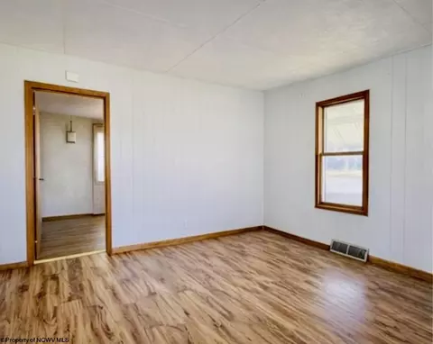 Living - 500 Ohio Ave, Nutter Fort, WV 26301 photo 1 of 2