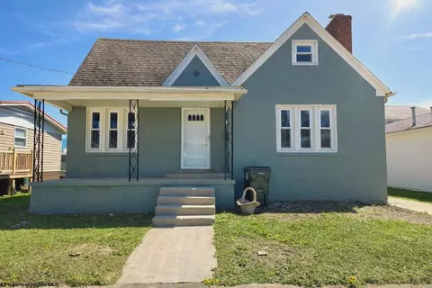162 Pocahontas St, Buckhannon, WV 26201
