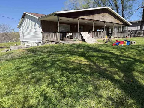 105 Ullom St, Fairmont, WV 26554