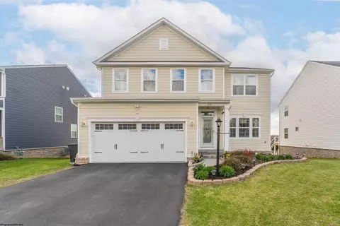 231 Falling Water Ln, Morgantown, WV 26508