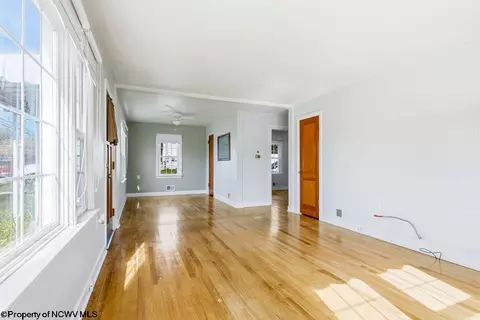 Living - 110 E Smith St, Bridgeport, WV 26330 photo 2 of 4