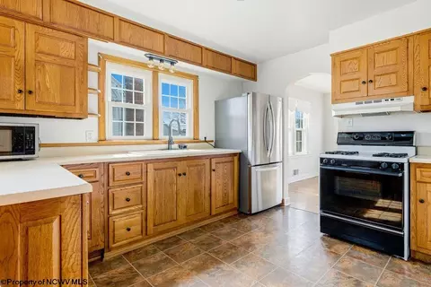 Kitchen - 110 E Smith St, Bridgeport, WV 26330 photo 1 of 3