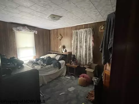 Bedroom - 83 3rd St, Bretz, WV 26524 photo 3 of 4