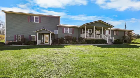 4231 Canaan Rd, Rock Cave, WV 26234