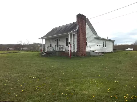 15 Blessings Abound Ln, Mabie, WV 26278