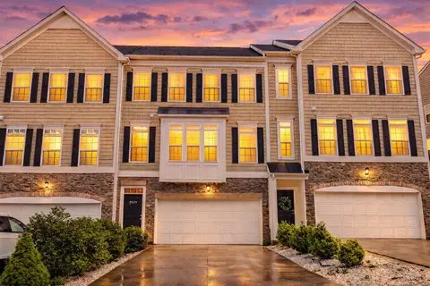 3318 Sun Ct, Morgantown, WV 26505