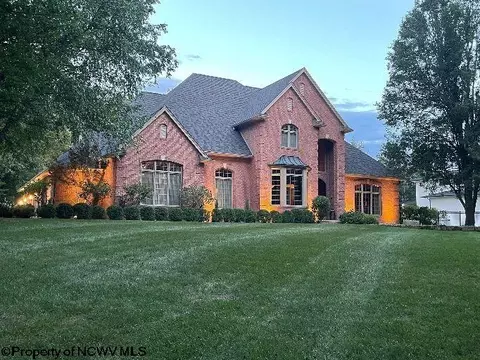 19 Westgate Dr, Morgantown, WV 26508