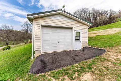 Exterior - 271 Statler Run Rd, Fairview, WV 26570 photo 5 of 6