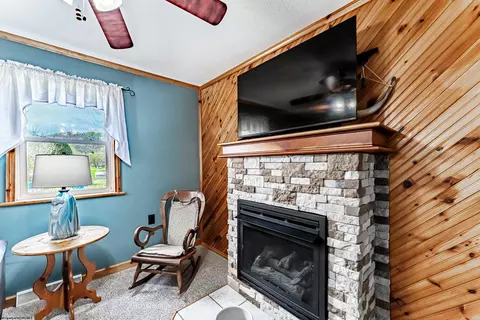 Living - 271 Statler Run Rd, Fairview, WV 26570 photo 4 of 4