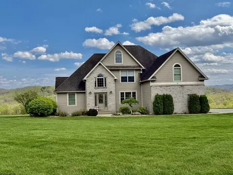 20 Allen Cir, Fairmont, WV 26554