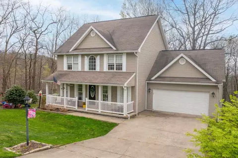21 Oakton Dr, Morgantown, WV 26508