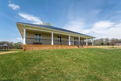Exterior - 932 Linton Rd, Independence, WV 26374 photo 8 of 13