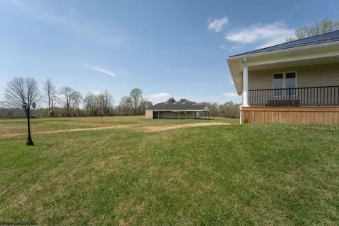 Exterior - 932 Linton Rd, Independence, WV 26374 photo 9 of 13