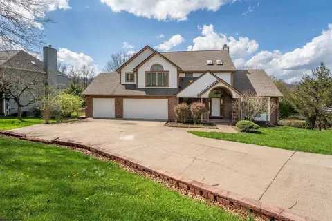 1405 Far Mdws, Morgantown, WV 26508
