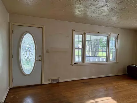 Living - 232 Johnson Ave, Bridgeport, WV 26330 photo 1 of 1