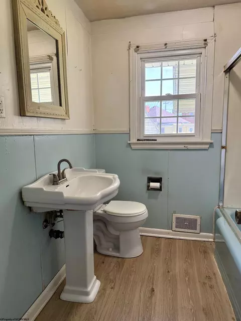 Bath - 232 Johnson Ave, Bridgeport, WV 26330 photo 1 of 1