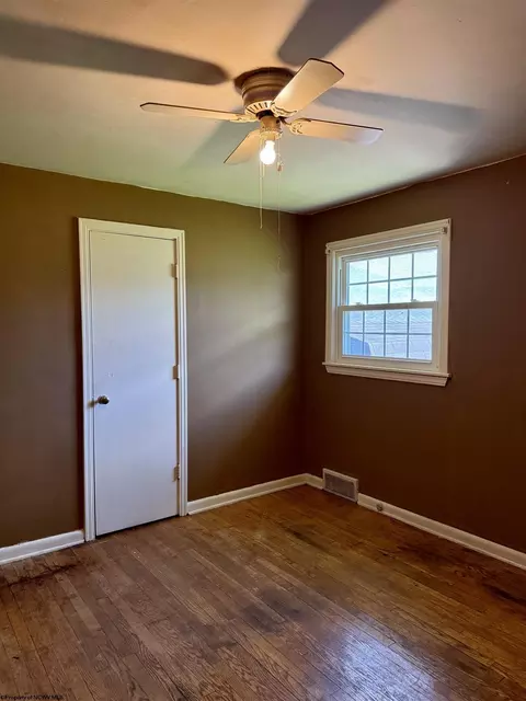 Bedroom - 232 Johnson Ave, Bridgeport, WV 26330 photo 3 of 4