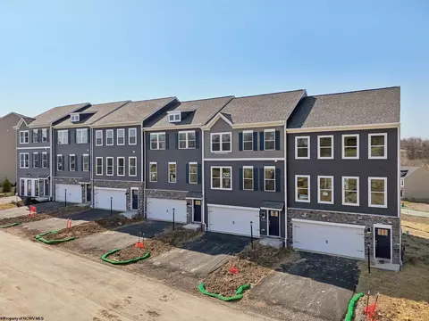 503 Zachwell Cir, Morgantown, WV 26501