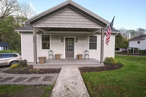 550 Saltwell Rd, Shinnston, WV 26431