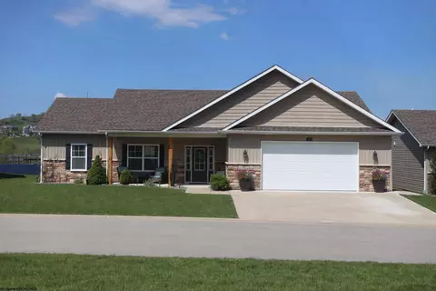 309 Sunbury Ln, Bridgeport, WV 26330
