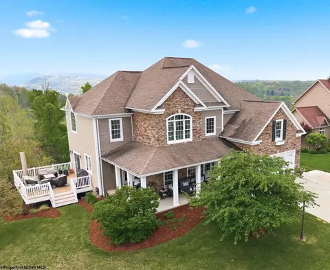 1001 Summit Dr, Morgantown, WV 26508