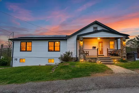 488 Wisconsin Ave, Westover, WV 26501