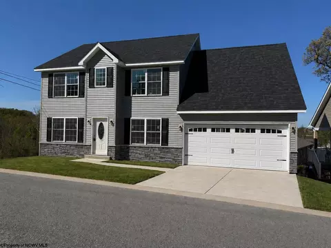 101 Canto Dr, Morgantown, WV 26508