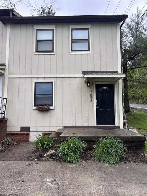 1693 Van Voorhis Rd, Morgantown, WV 26508