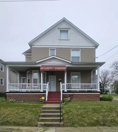 741 Mulberry Ave, Clarksburg, WV 26301