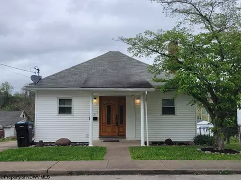 1314 Adams Ave, Clarksburg, WV 26301