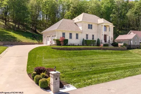 211 Merideth St, Morgantown, WV 26508
